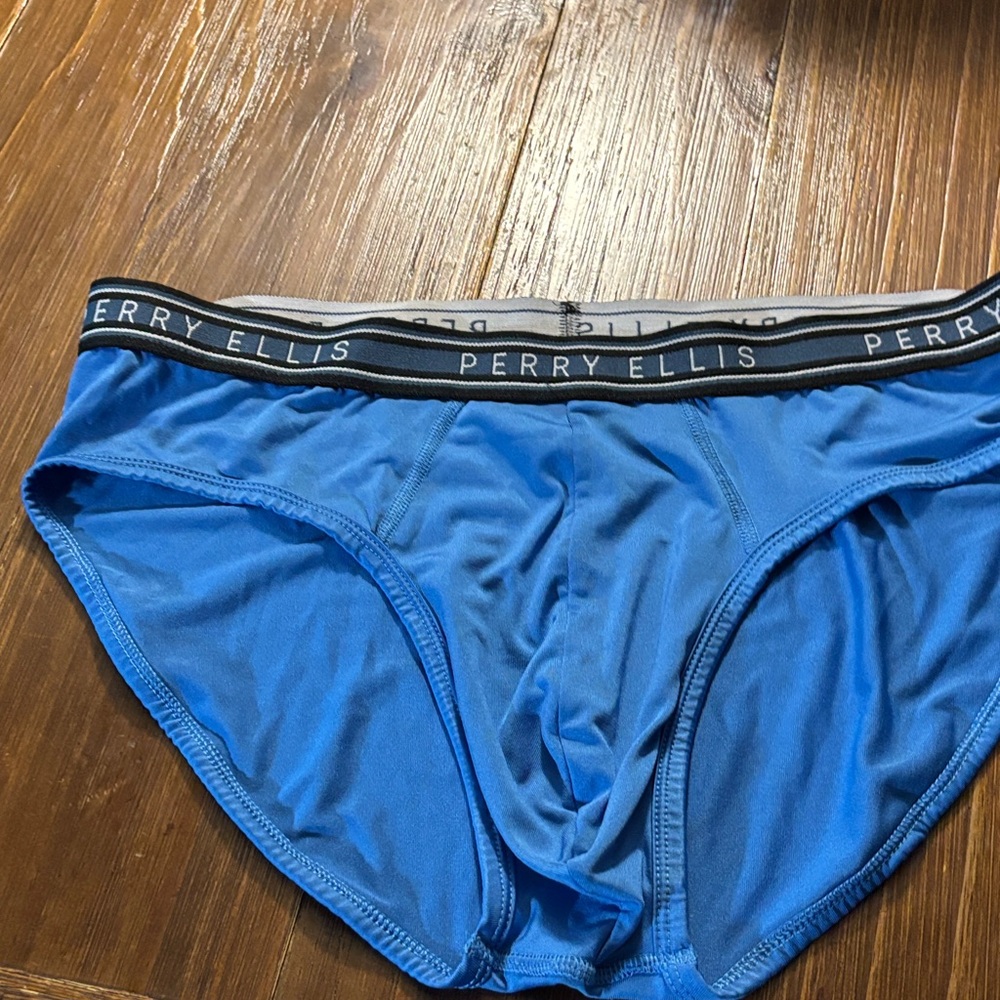 Perry Ellis Vibrant Blue Men's Briefs